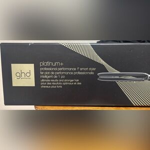 ghd Platinum+ Black Smart Styler